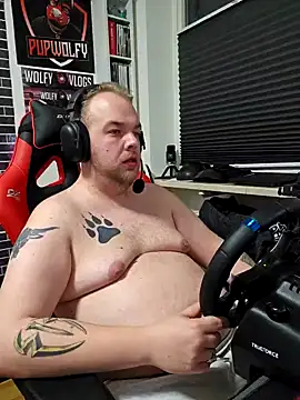 PupW0lfy online show from 01/11/25, 05:07