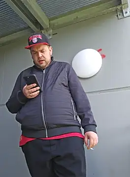 PupW0lfy online show from 10/01/25, 10:32