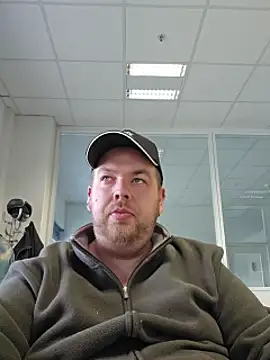 PupW0lfy online show from 10/14/25, 07:42