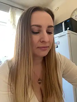 Snapshot of OlgaBuzzz chatting on 01/14/25, 06:02 OlgaBuzzz online show from 01/14/25, 06:02