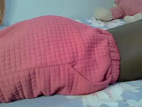 Snapshot of Slimbony chatting on 03/13/25, 04:49 Slimbony online show from 03/13/25, 04:49