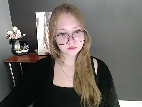 lady minx online show from 10/21/25, 06:25