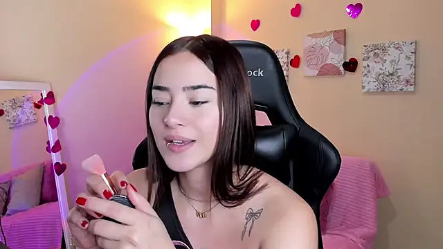 Veronica isaza   online show from 03/20/25, 01:26