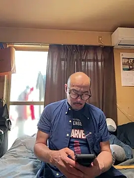 tsugu1105 online show from 05/08/26, 10:48