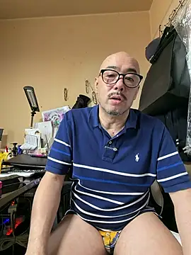tsugu1105 online show from 06/10/26, 12:00