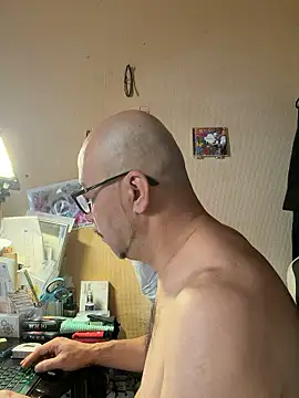 tsugu1105 online show from 06/14/26, 04:25