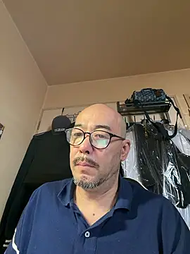 tsugu1105 online show from 06/15/26, 10:01