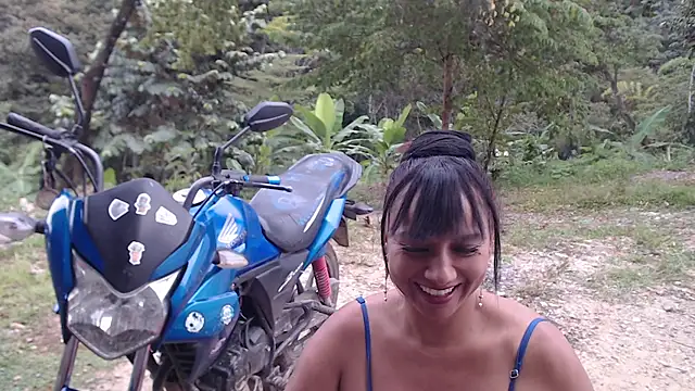 Snapshot of andreu_mature chatting on 02/28/26, 10:55 andreu mature online show from 02/28/26, 10:55