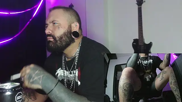 Snapshot of darkclothes chatting on 12/29/24, 07:28 darkclothes online show from 12/29/24, 07:28