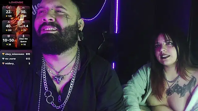 Snapshot of darkclothes chatting on 10/15/25, 07:30 darkclothes online show from 10/15/25, 07:30