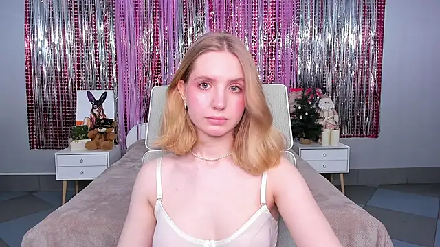 MadelineS69 online show from 02/04/25, 02:28