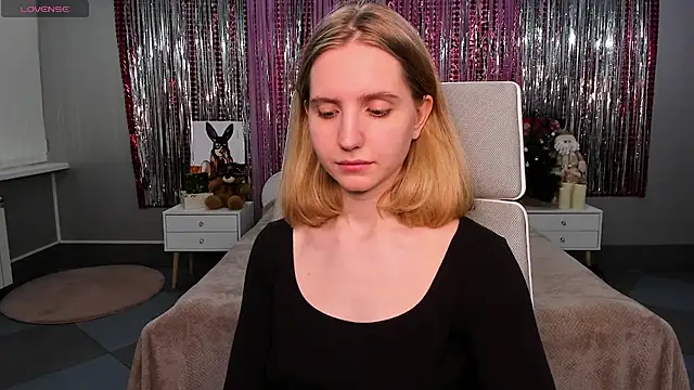 MadelineS69 online show from 02/11/25, 08:05