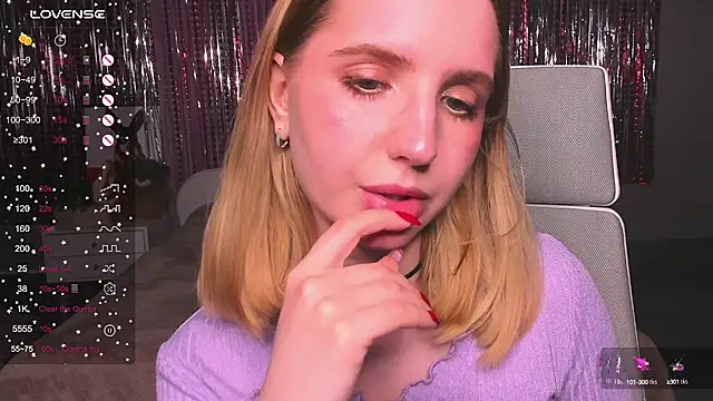 MadelineS69 online show from 03/12/25, 05:24