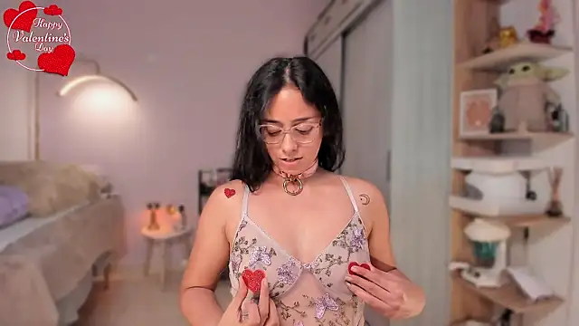 Snapshot of Aleja24Evans chatting on 02/12/26, 02:17 Aleja24Evans online show from 02/12/26, 02:17