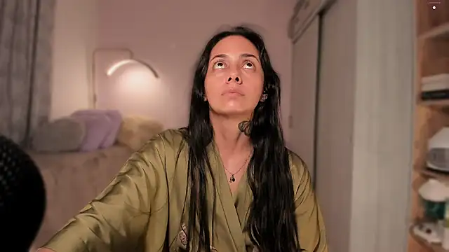 Snapshot of Aleja24Evans chatting on 03/16/26, 01:11 Aleja24Evans online show from 03/16/26, 01:11