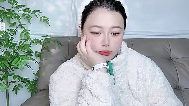 Snapshot of 520-vivo chatting on 12/21/24, 06:23 520-vivo online show from 12/21/24, 06:23