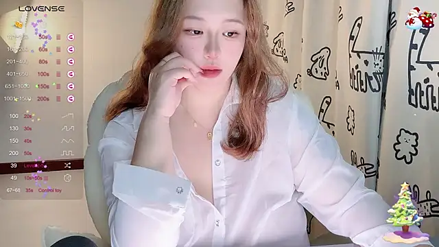 Snapshot of 520-vivo chatting on 10/07/25, 05:26 520-vivo online show from 10/07/25, 05:26