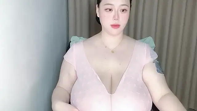 Snapshot of 520-vivo chatting on 04/20/26, 02:31 520-vivo online show from 04/20/26, 02:31