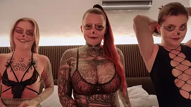 Inked lorena online show from 10/31/25, 07:37