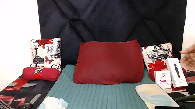 Snapshot of ThickAss90 chatting on 01/10/26, 10:36 ThickAss90 online show from 01/10/26, 10:36