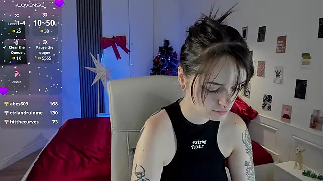 SashaSunlight online show from 12/29/24, 05:22