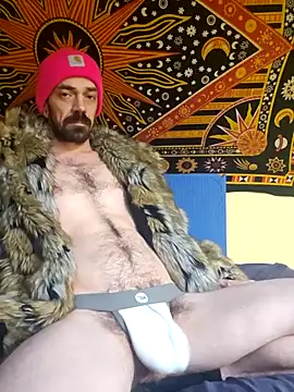 Snapshot of Spacecase2021 chatting on 12/02/24, 11:40 Spacecase2021 online show from 12/02/24, 11:40