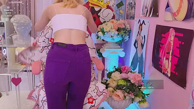 Coconut Mia online show from 12/05/24, 10:23