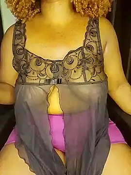 Snapshot of Black_Starr chatting on 01/19/25, 03:32 Black Starr online show from 01/19/25, 03:32