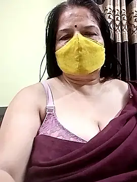 Snapshot of IndianAngle chatting on 04/21/26, 08:23 IndianAngle online show from 04/21/26, 08:23