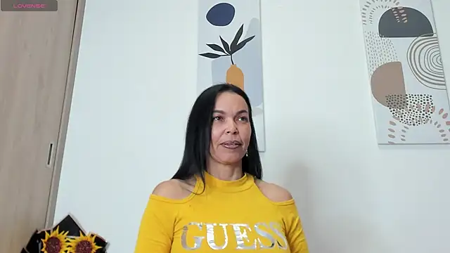 Snapshot of Evawalker_ chatting on 02/12/25, 01:52 Evawalker online show from 02/12/25, 01:52