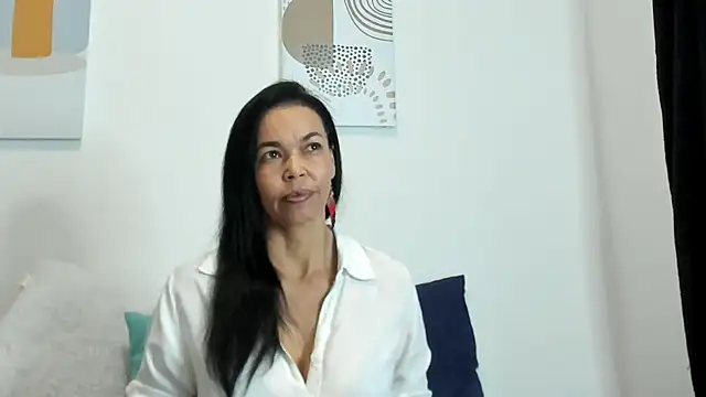 Snapshot of Evawalker_ chatting on 03/04/25, 01:23 Evawalker online show from 03/04/25, 01:23