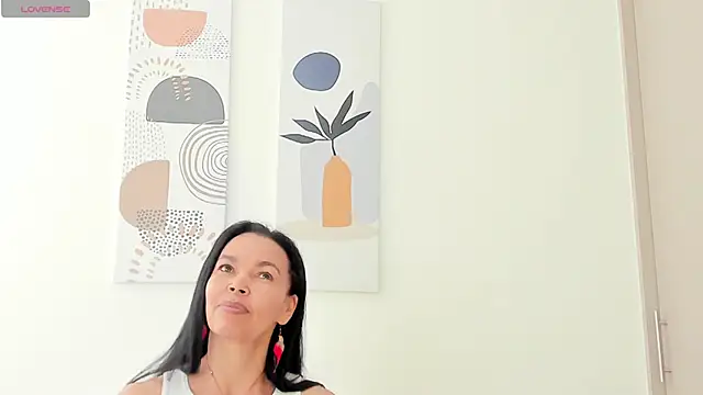 Snapshot of Evawalker_ chatting on 11/12/25, 03:45 Evawalker online show from 11/12/25, 03:45