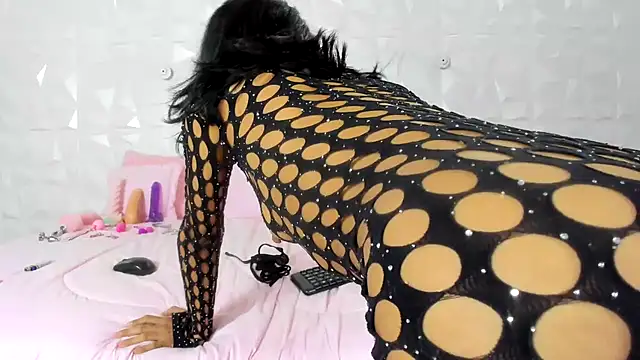 Snapshot of AndreaPinkNaughty chatting on 12/14/24, 08:13 AndreaPinkNaughty online show from 12/14/24, 08:13