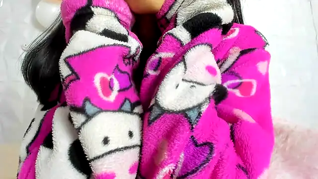 Snapshot of AndreaPinkNaughty chatting on 01/26/25, 10:34 AndreaPinkNaughty online show from 01/26/25, 10:34