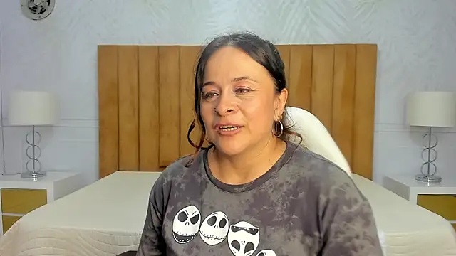 Daphne81  online show from 01/29/25, 09:12