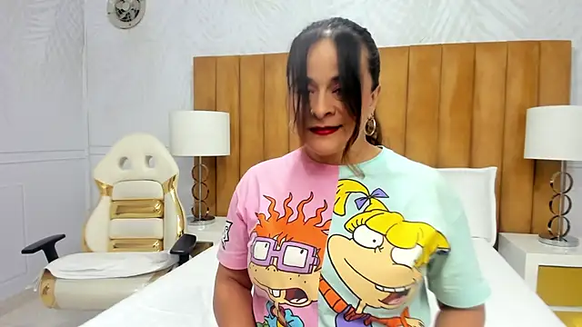 Daphne81  online show from 02/05/25, 02:29