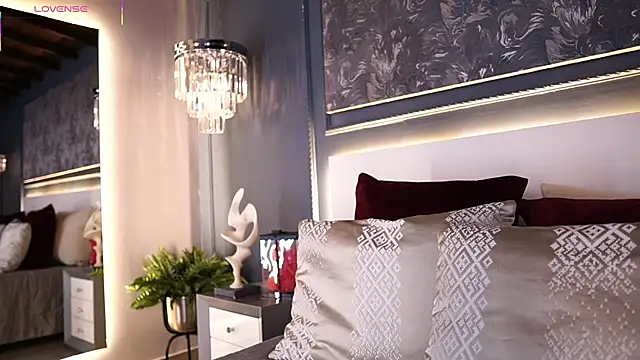 Snapshot of AylinMillerxs chatting on 02/28/26, 08:32 AylinMillerxs online show from 02/28/26, 08:32