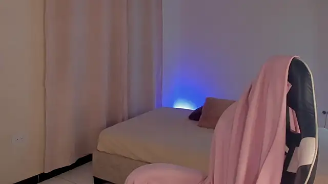 SavannahWildee online show from 02/20/25, 03:52