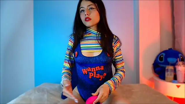 Snapshot of EmilyWithe chatting on 02/08/25, 04:25 EmilyWithe online show from 02/08/25, 04:25