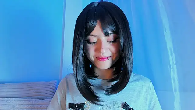 Snapshot of EmilyWithe chatting on 09/29/25, 11:20 EmilyWithe online show from 09/29/25, 11:20