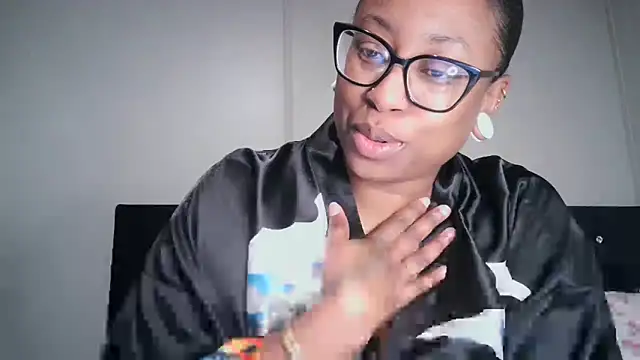 Nyxie Chaos online show from 12/01/25, 12:21