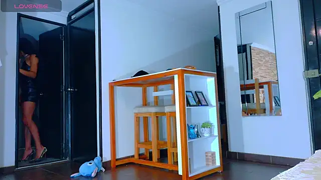 alya lovecraft02 online show from 12/16/25, 01:43