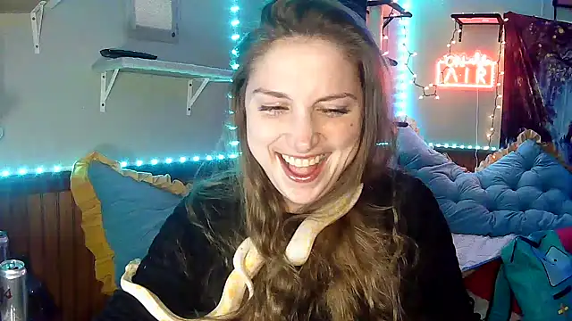 mirannacult online show from 12/19/24, 12:12