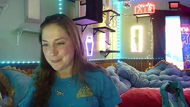 mirannacult online show from 12/21/24, 08:32