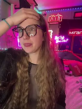 mirannacult online show from 12/24/24, 11:55