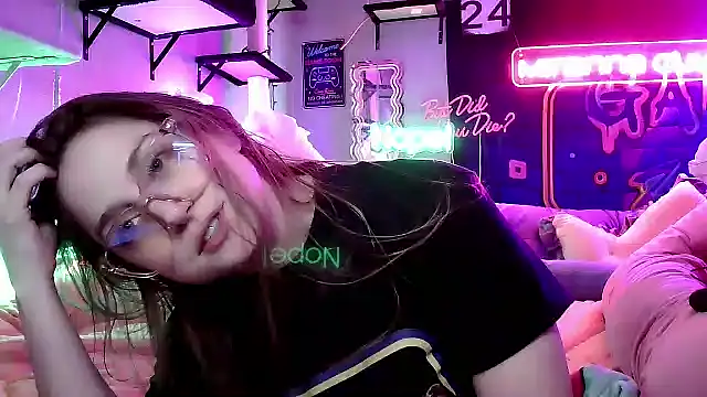 mirannacult online show from 03/16/25, 06:09