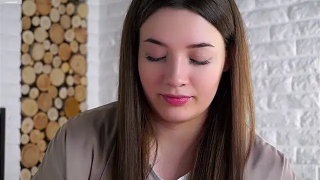 Snapshot of LowOncoming chatting on 03/14/26, 01:55 LowOncoming online show from 03/14/26, 01:55