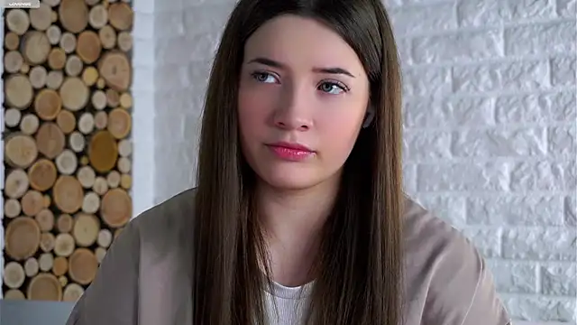 Snapshot of LowOncoming chatting on 03/21/26, 02:16 LowOncoming online show from 03/21/26, 02:16