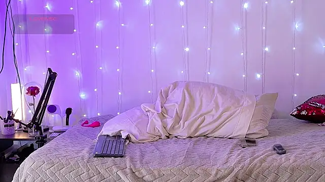 aryalovejoy online show from 02/18/25, 04:59