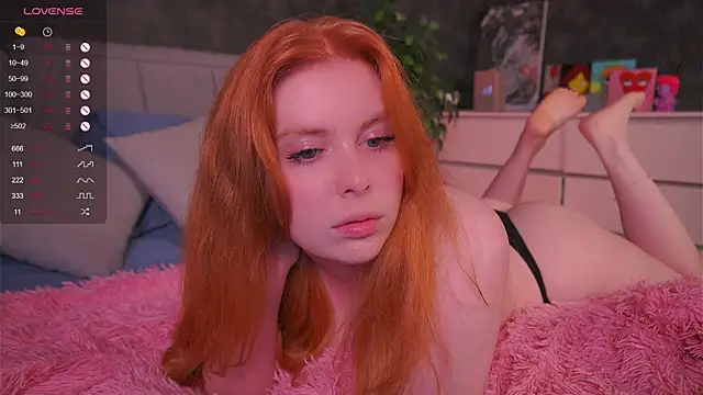 RedHotVixen0 online show from 09/09/25, 11:48